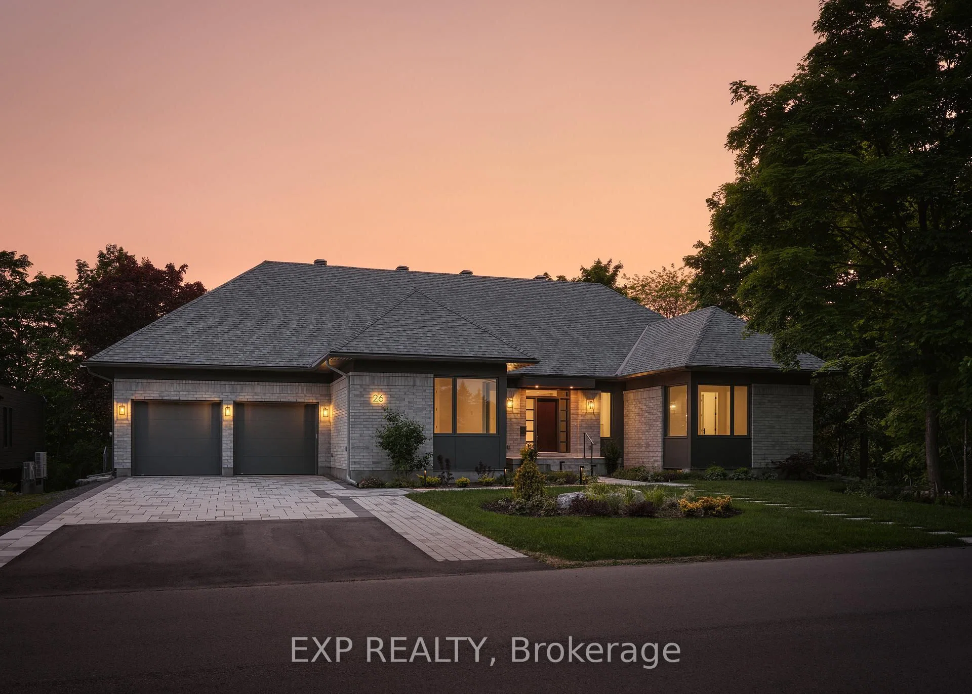 26 Clovelly Road, Ottawa, ON