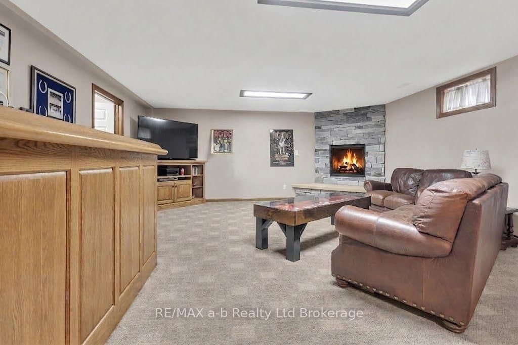 2 W Palmer Street • Norwich, ON photo 11