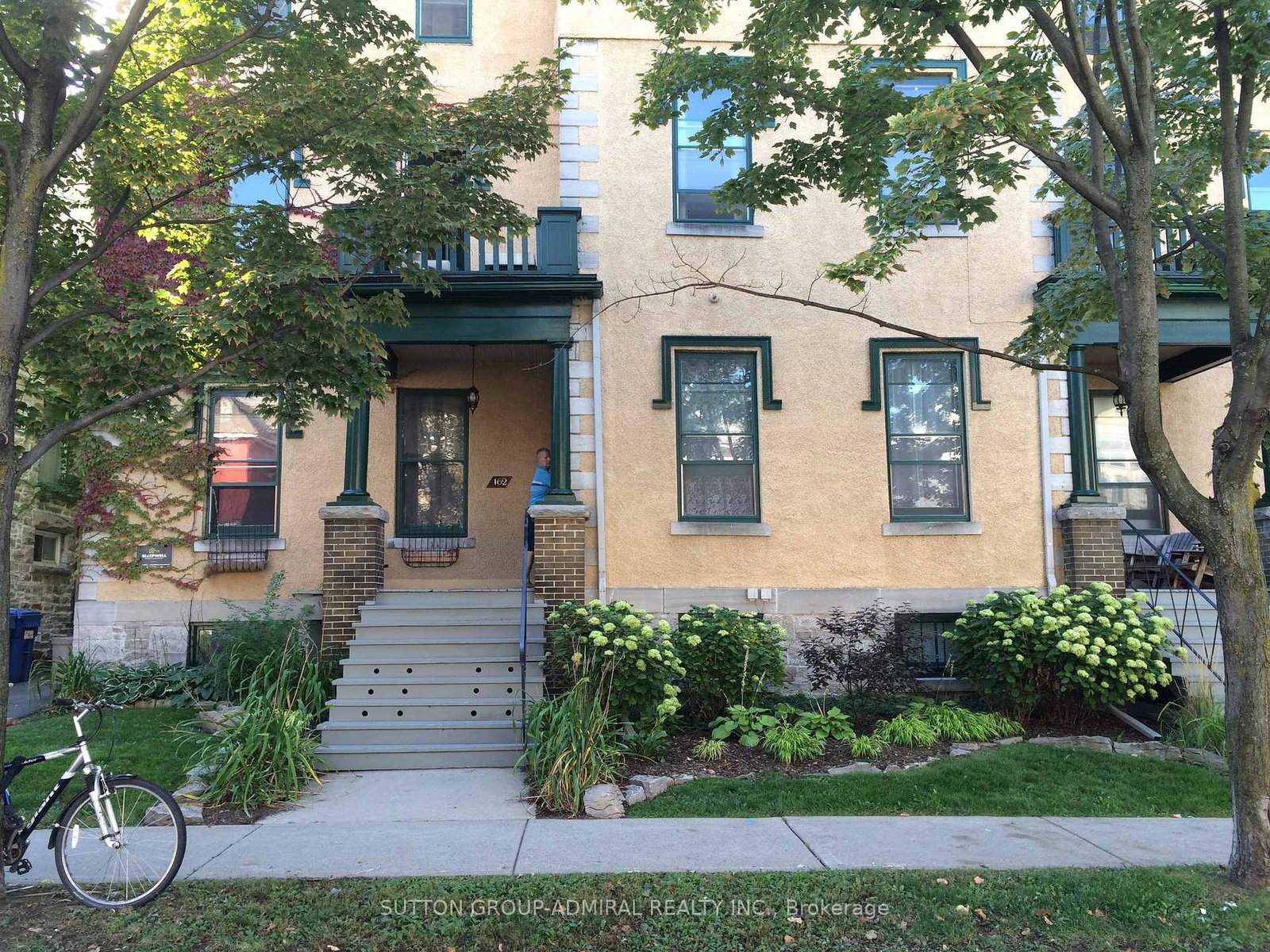 162 Daly Ave, Ottawa, view 2
