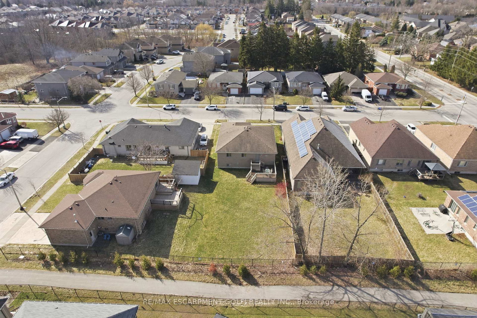 9 Pace Avenue • Brantford, ON photo 29