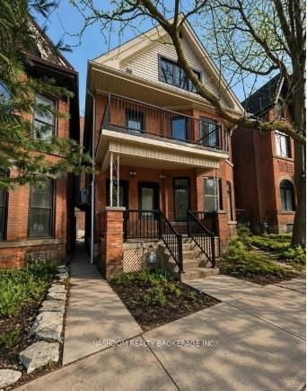 home for lease on 2-259 John Street S