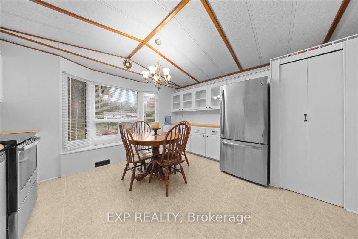 20 Pinewood Avenue • Carleton Place, ON photo 11