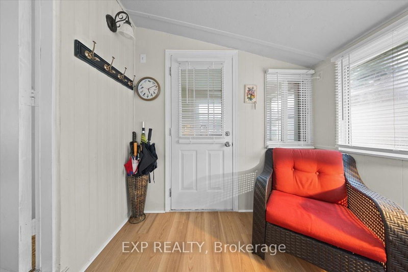 20 Pinewood Ave photo 5