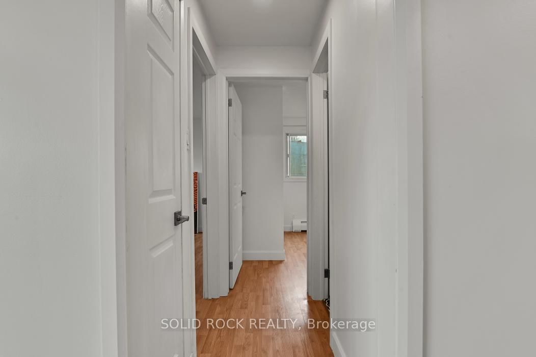 896 Elmsmere Drive • #7 • Ottawa, ON photo 12