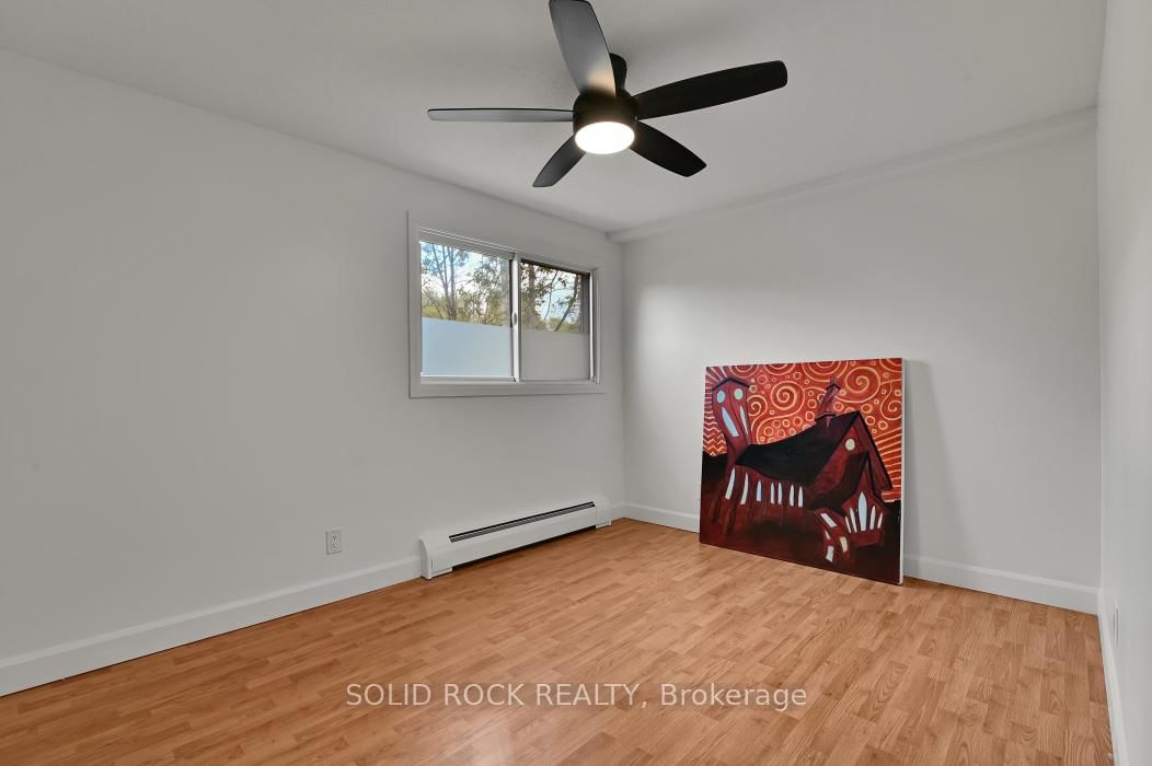 896 Elmsmere Drive • #7 • Ottawa, ON photo 15