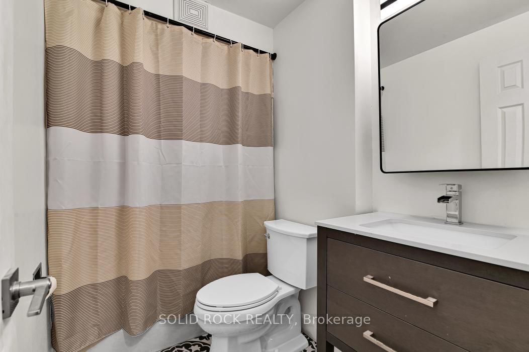 896 Elmsmere Drive • #7 • Ottawa, ON photo 17