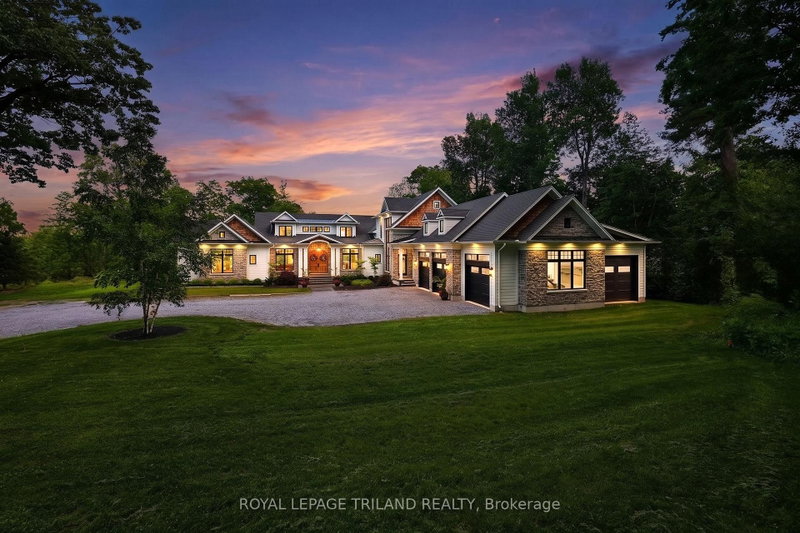 260 Ontario St, Lambton Shores, Ontario