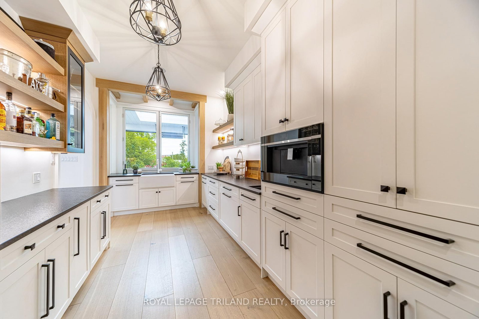 260 Ontario Street • Lambton Shores, ON photo 23