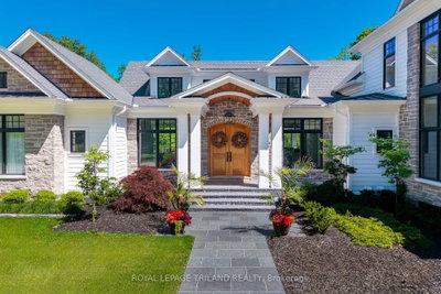 260 Ontario Street • Lambton Shores, ON photo 9