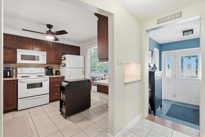 354 Strathallen Street • Centre Wellington, ON photo 8
