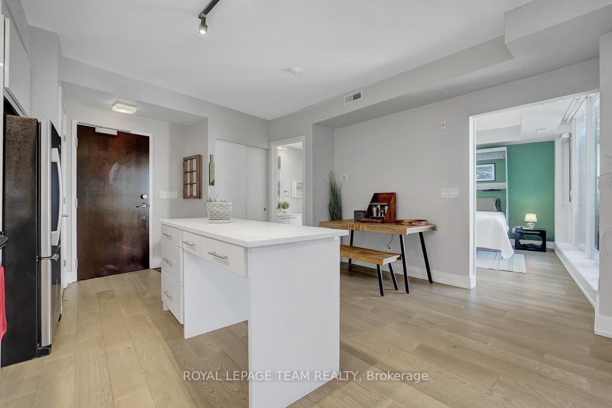360 Patricia Avenue • #712 • Ottawa, ON photo 10