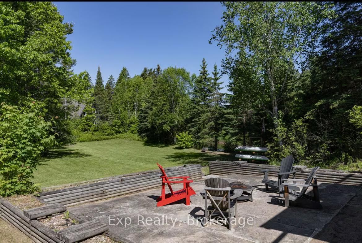 27 Groeger Road • Huntsville, ON photo 10
