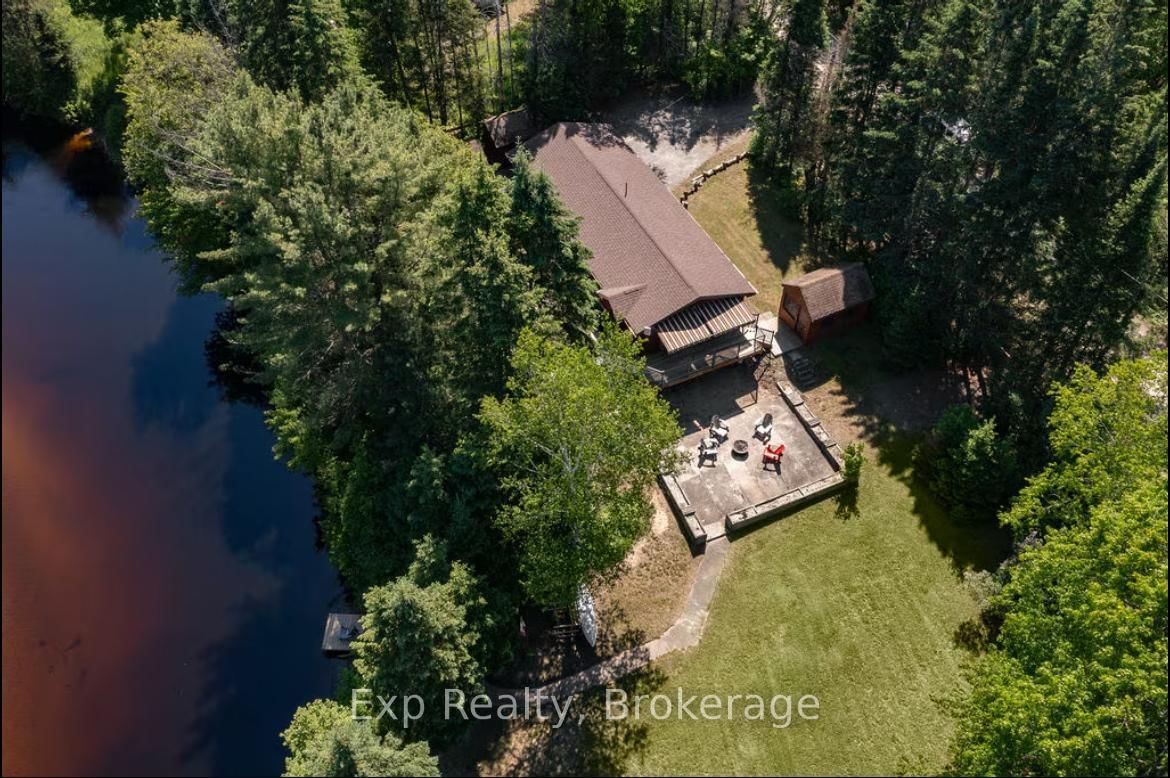 27 Groeger Road • Huntsville, ON photo 15