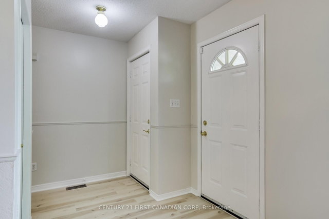 604 Talltree Crescent