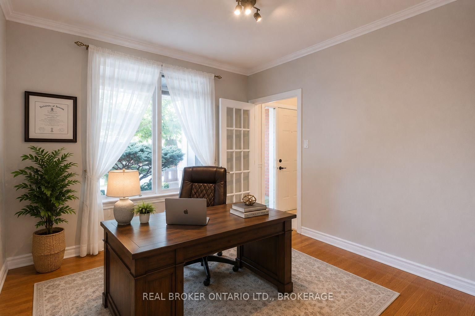 Listing Image 7