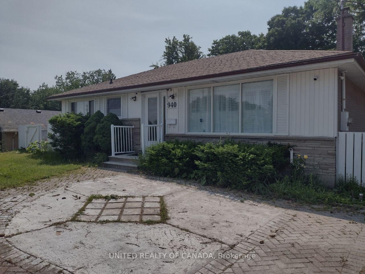 Listing Image 3