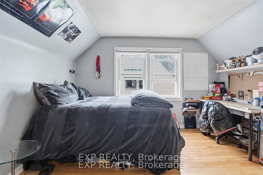 139 Dalewood Avenue • Hamilton, ON photo 13