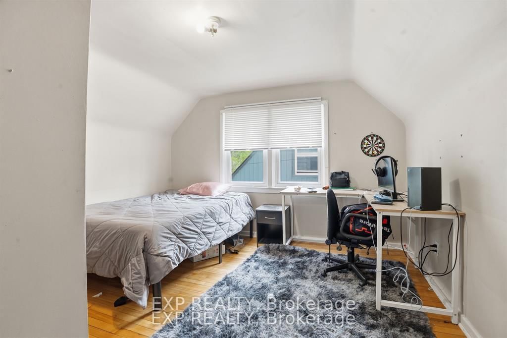 139 Dalewood Avenue • Hamilton, ON photo 15