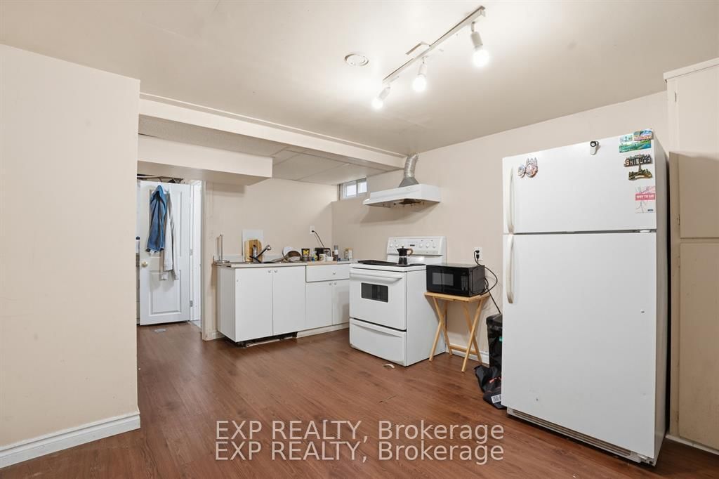 139 Dalewood Avenue • Hamilton, ON photo 17