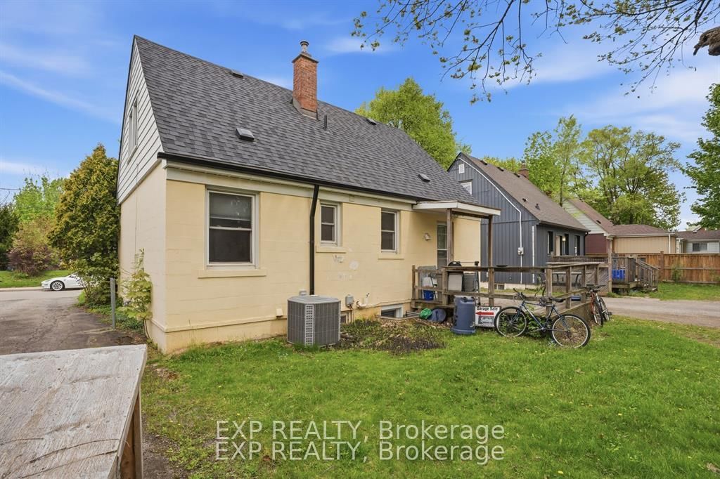 139 Dalewood Avenue • Hamilton, ON photo 25