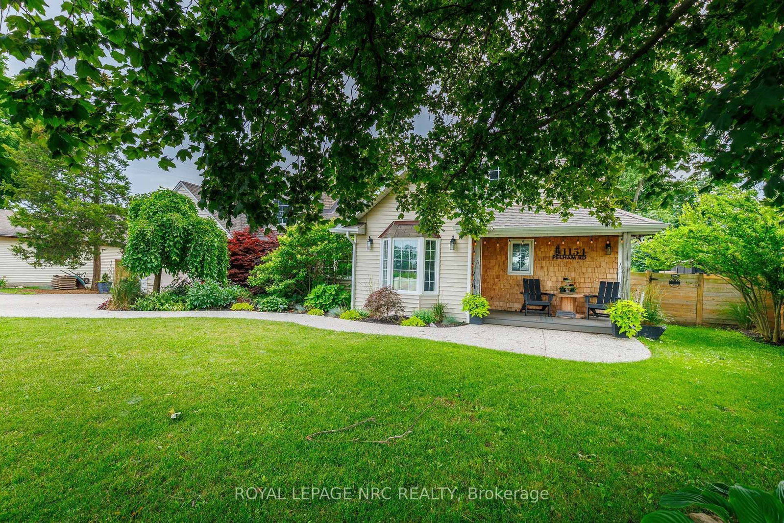 1154 Pelham Road • St. Catharines, ON photo 3