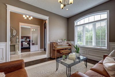 22060 Nissouri Road — photo 4