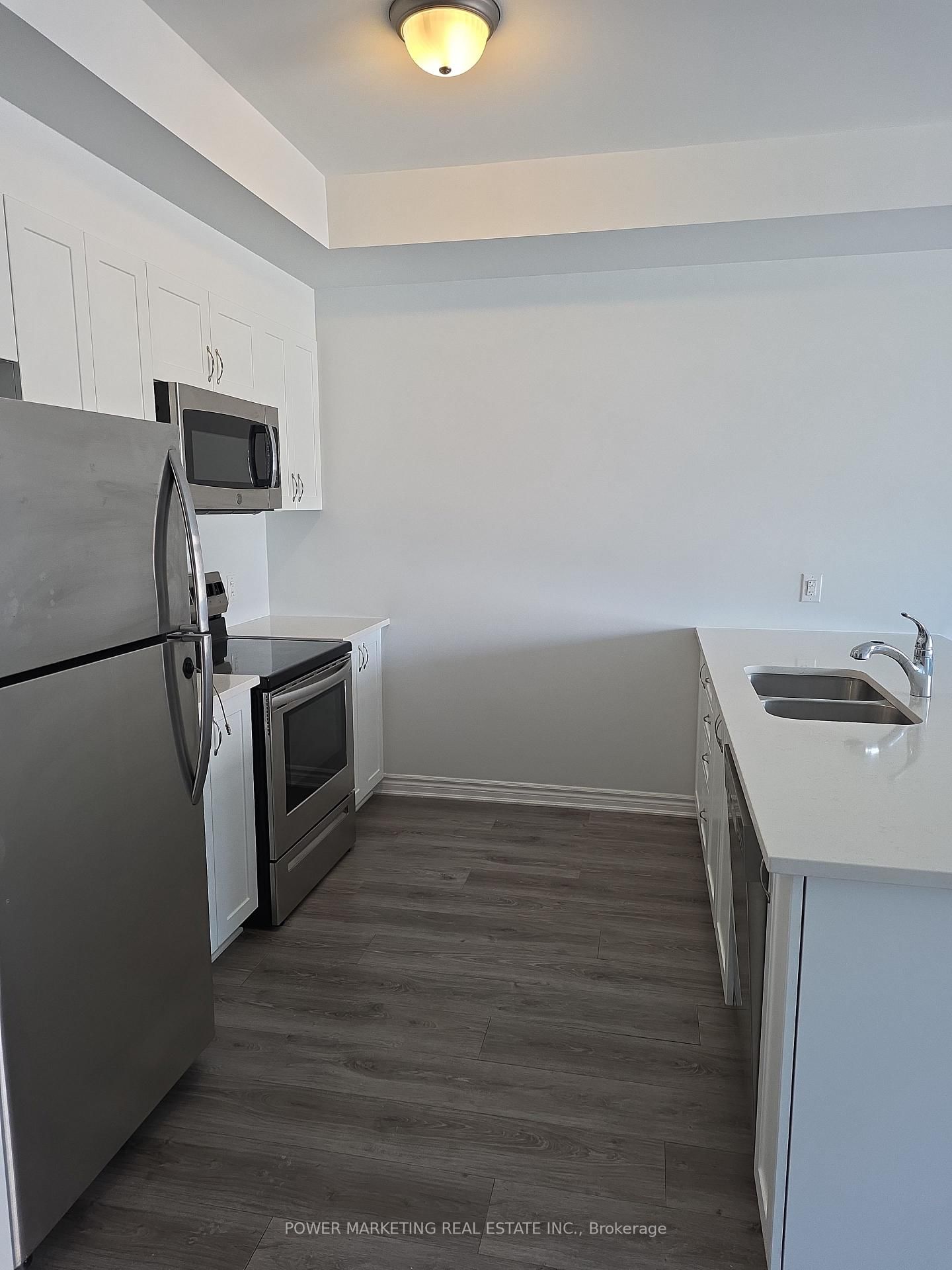 641 Makwa Private • Ottawa, ON photo 13