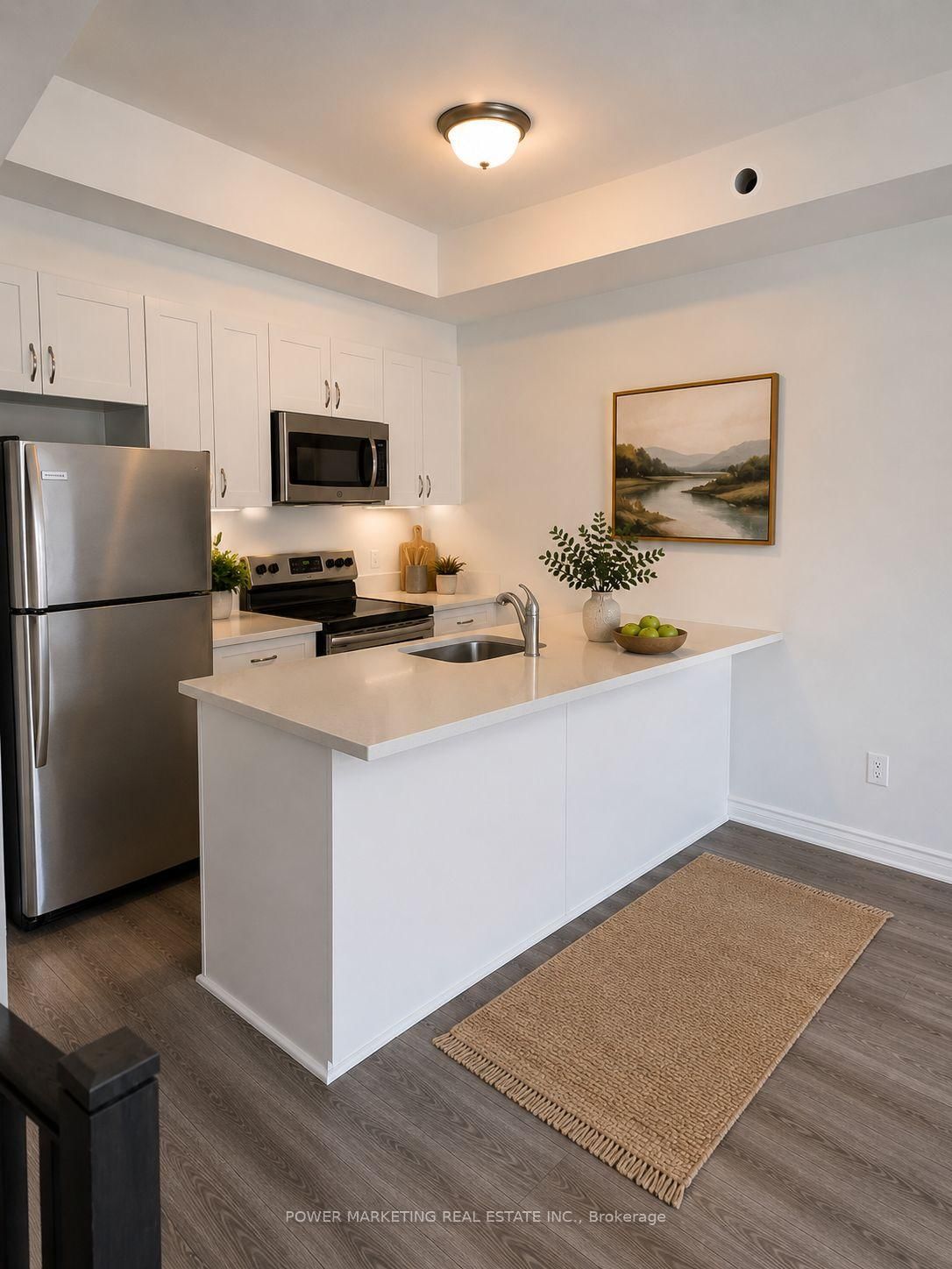 641 Makwa Private • Ottawa, ON photo 6
