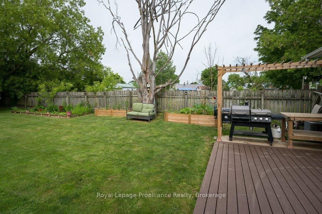 92 Wallbridge Crescent • Belleville, ON photo 38