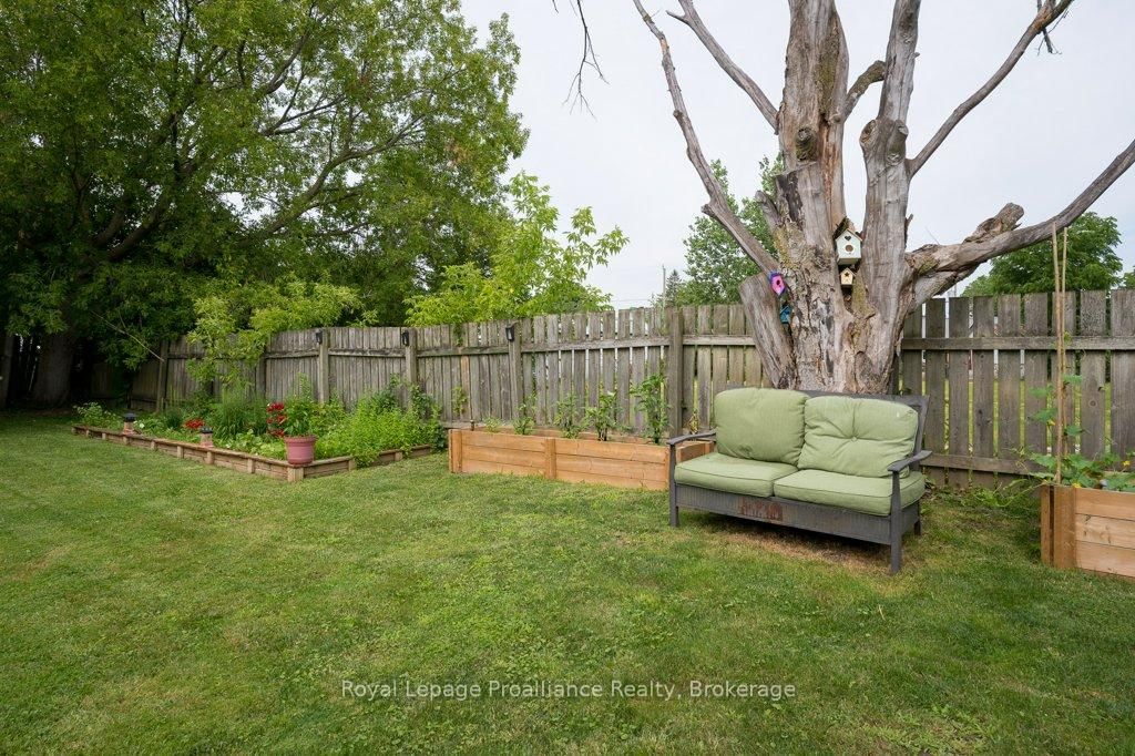 92 Wallbridge Crescent • Belleville, ON photo 39