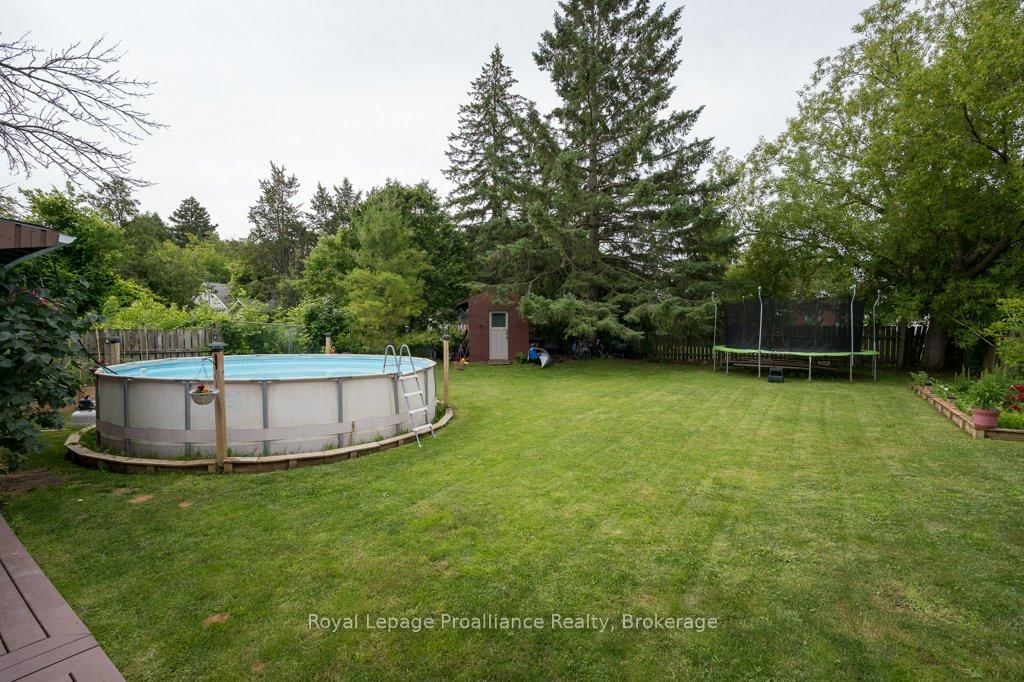 92 Wallbridge Crescent • Belleville, ON photo 5