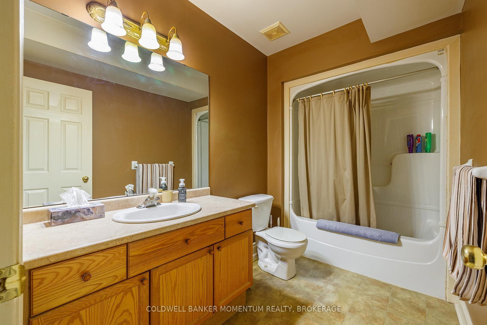 47 Thorold Avenue • Thorold, ON photo 27