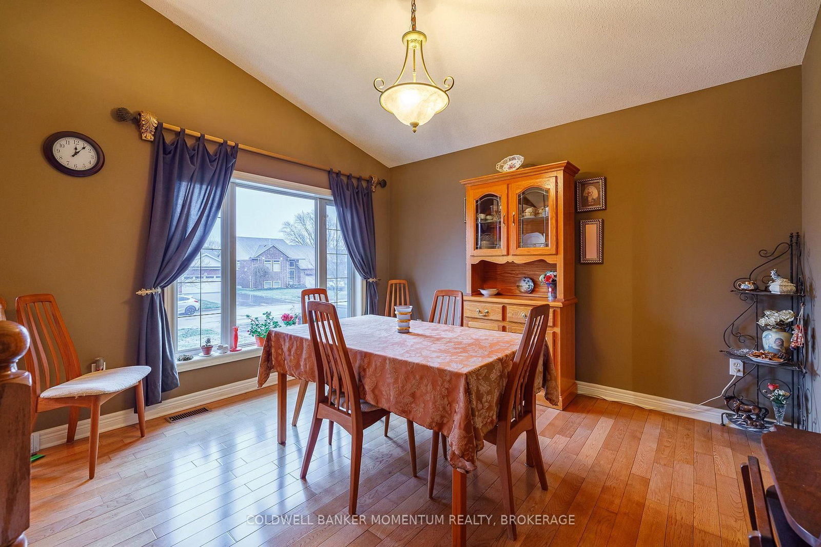 47 Thorold Avenue • Thorold, ON photo 8