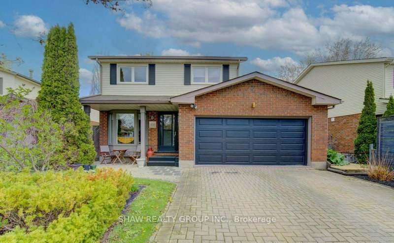 108 Clearwater Cres, Waterloo, Ontario
