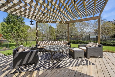 6 Trillium Court — photo 3