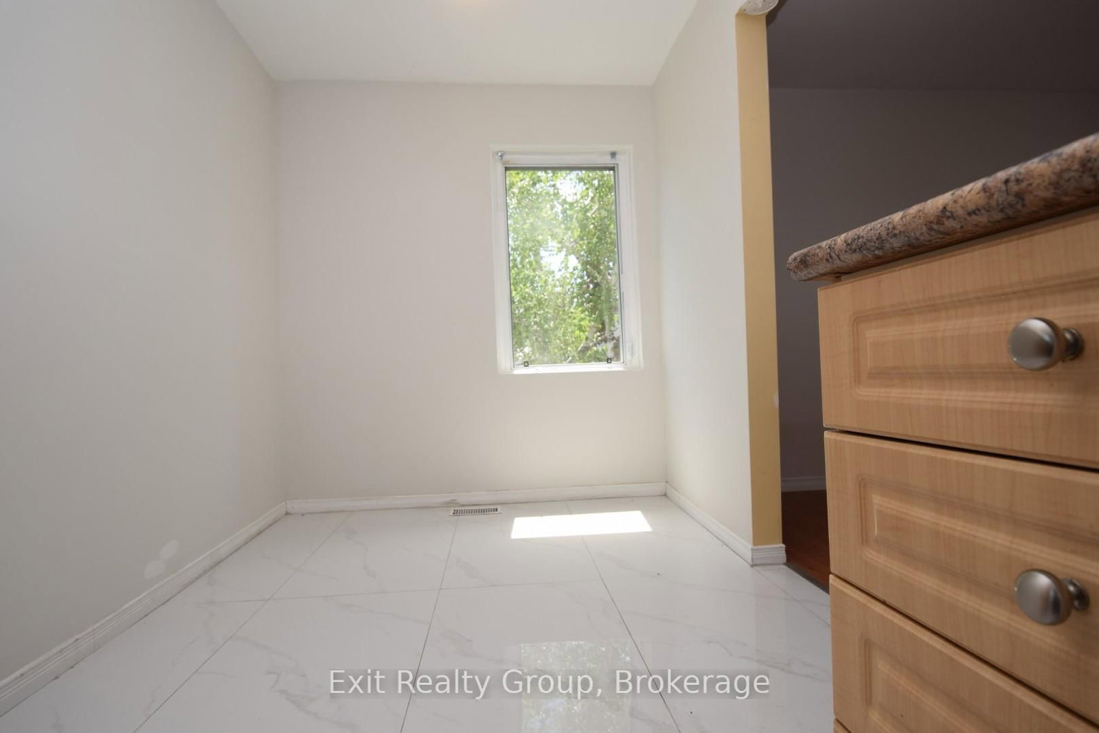 11 Flindall Street • Quinte West, ON photo 15