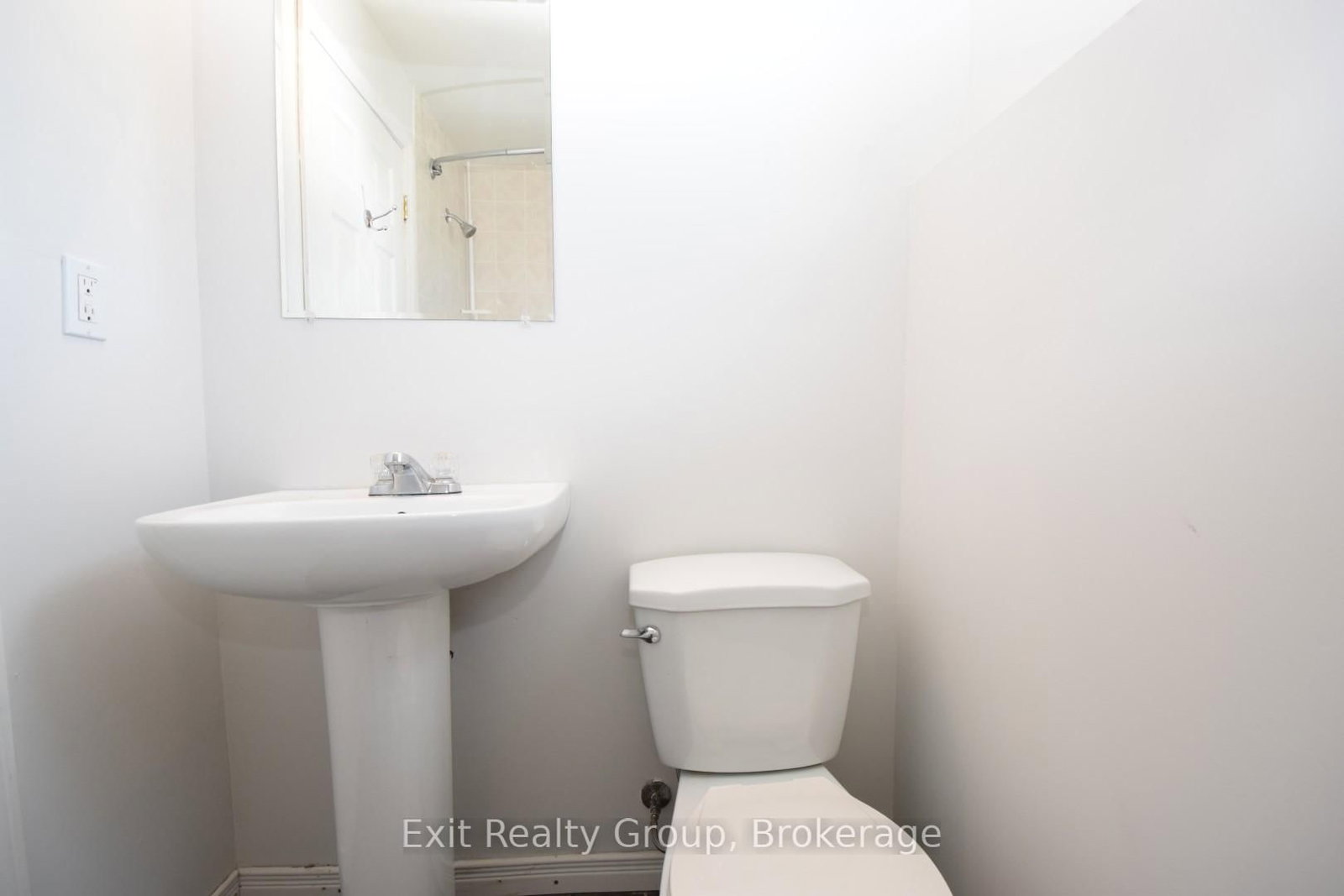 11 Flindall Street • Quinte West, ON photo 18