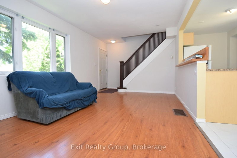 11 Flindall Street