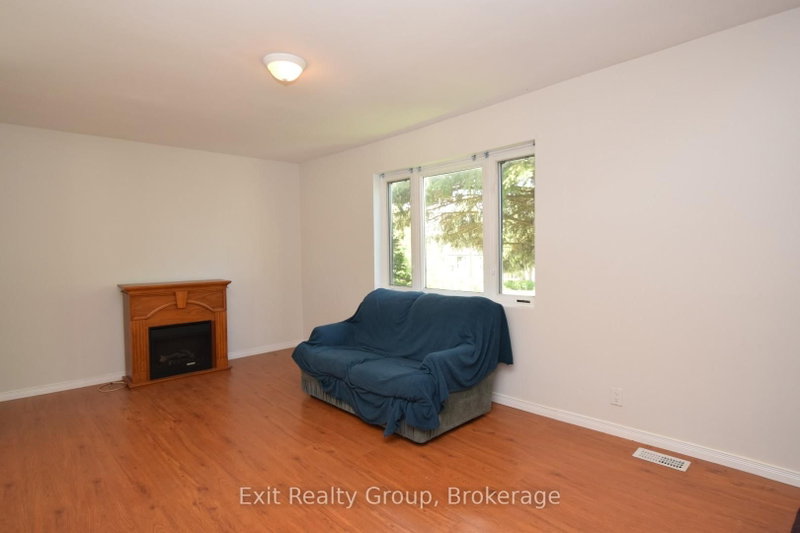 11 Flindall Street