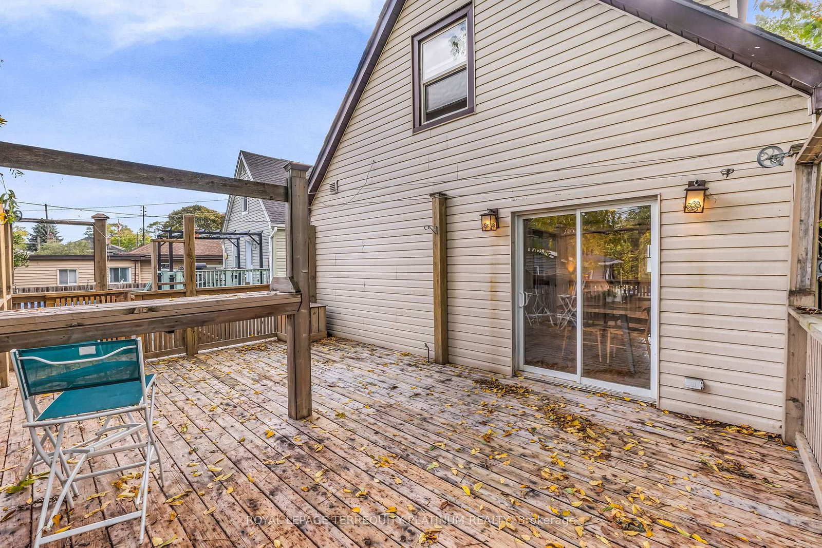 10 Locarno Avenue • Hamilton, ON photo 38