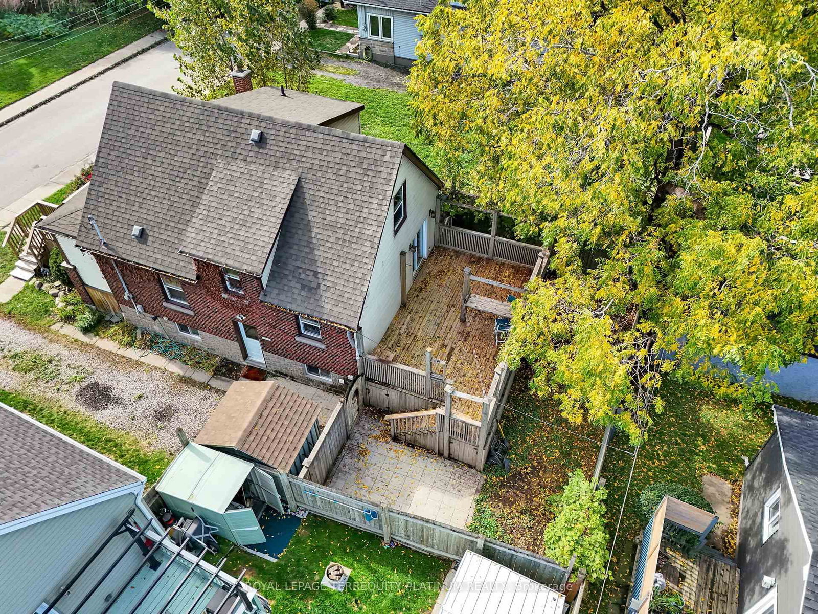 10 Locarno Avenue • Hamilton, ON photo 39