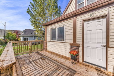 10 Locarno Avenue • Hamilton, ON photo 4
