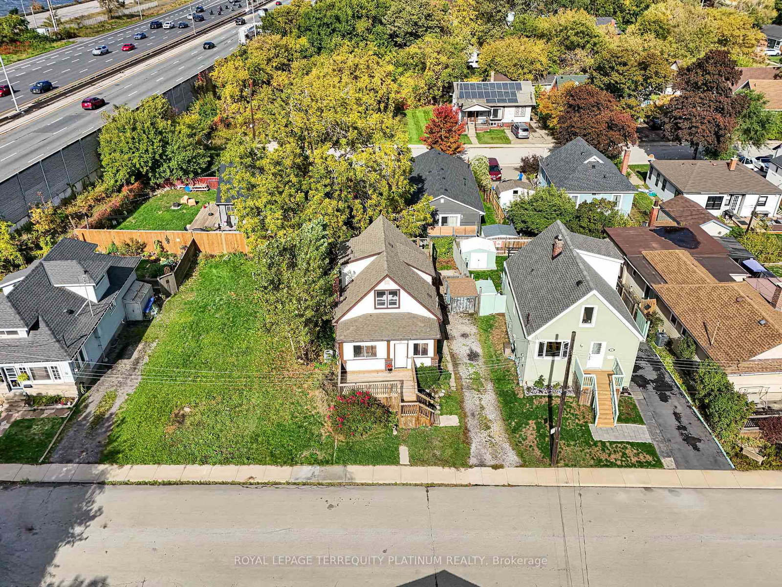 10 Locarno Avenue • Hamilton, ON photo 44