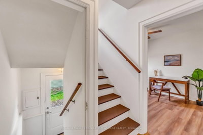10 Locarno Avenue • Hamilton, ON photo 7