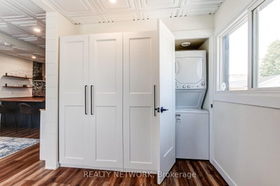 35 Pansy Avenue — more photos