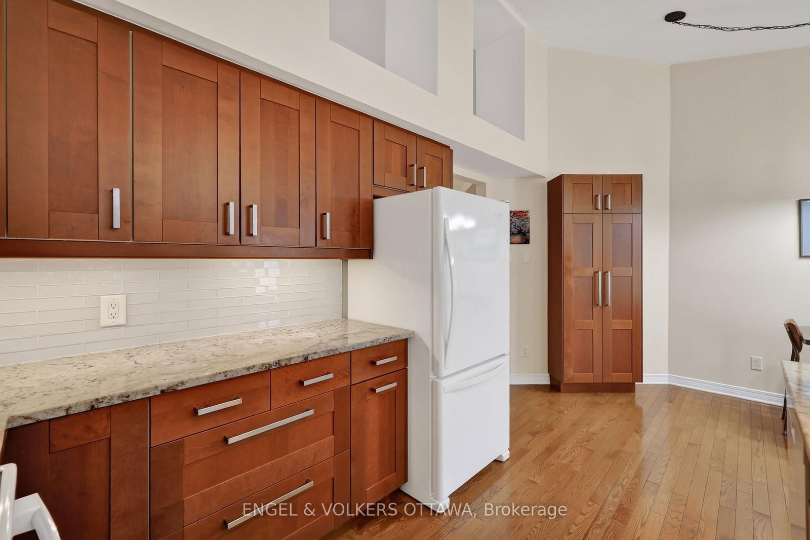 10 Waterthrush Crescent • Kanata, ON photo 16
