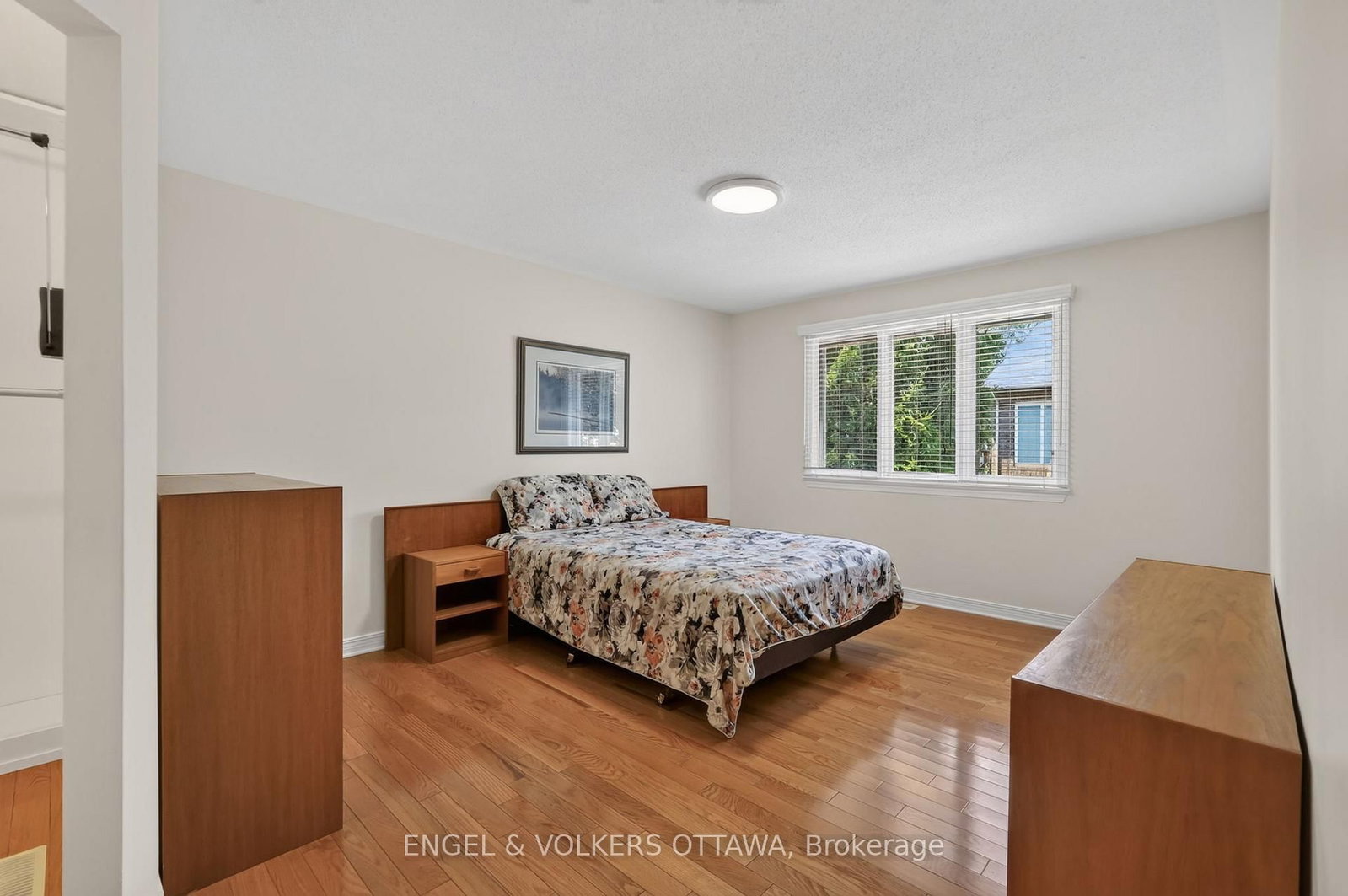 10 Waterthrush Crescent • Kanata, ON photo 21
