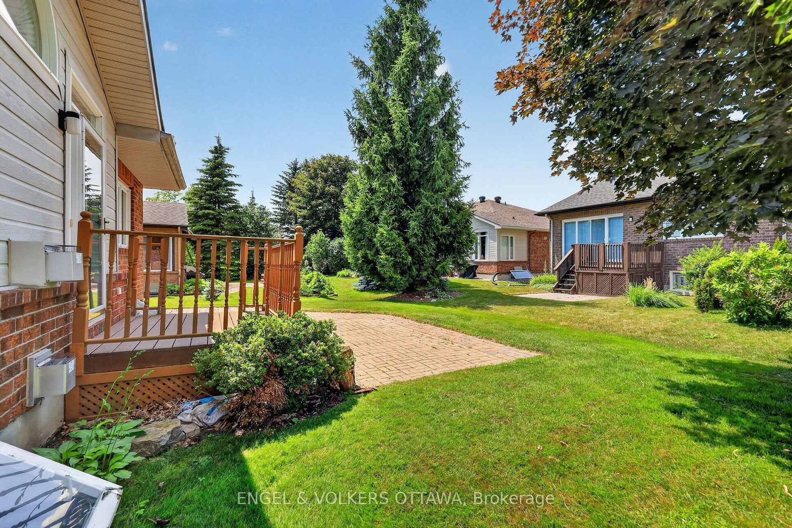 10 Waterthrush Crescent • Kanata, ON photo 40