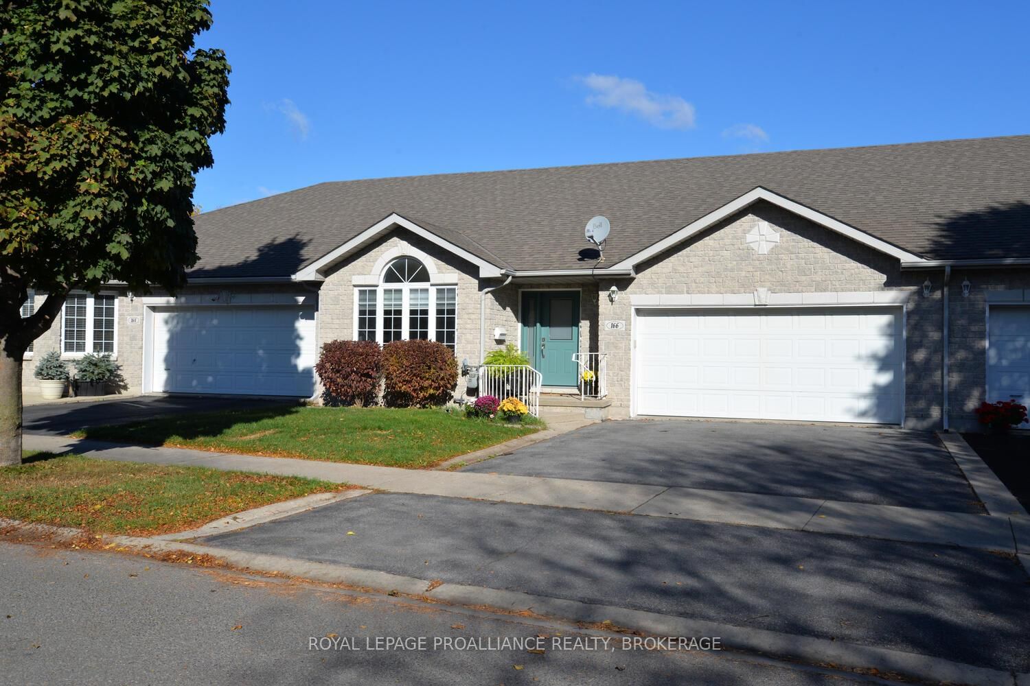 166 Ellesmeer Avenue • Kingston, ON photo 3