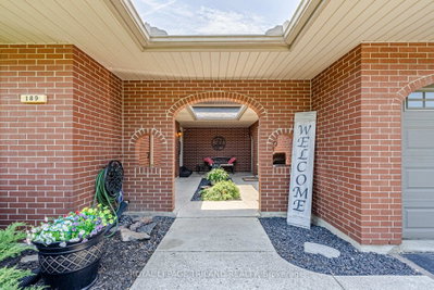 189 Huntington Crescent • Thames Centre, ON photo 4